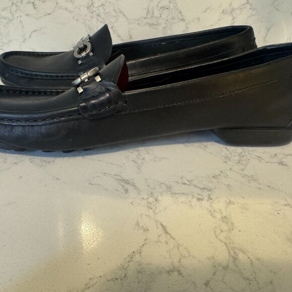 Salvatore Ferragamo Black leather Driving Loafers - Picture 9 of 11